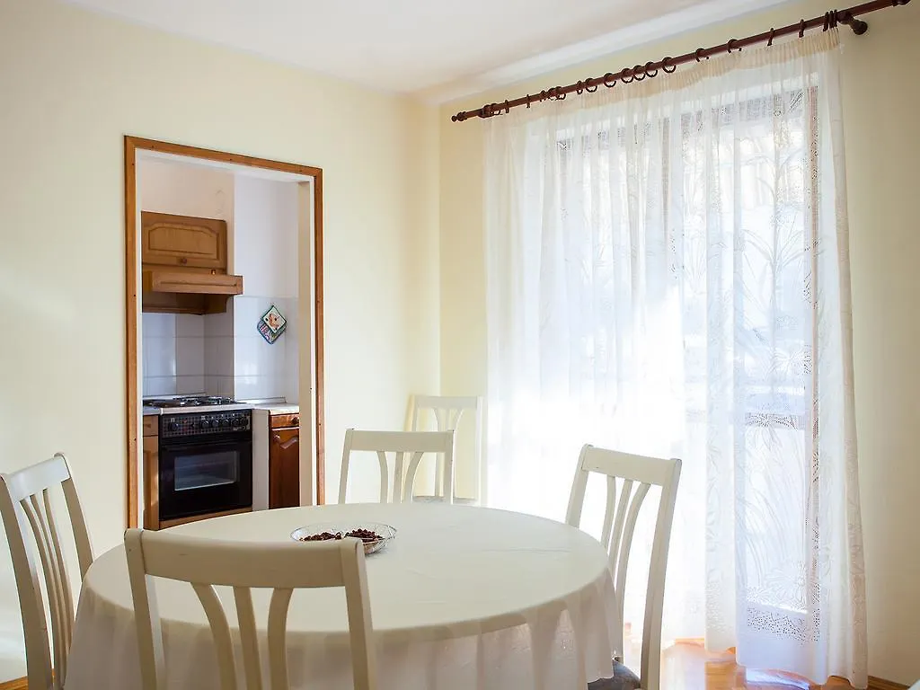 Apartment Nenad Porec 0*,  Croatia