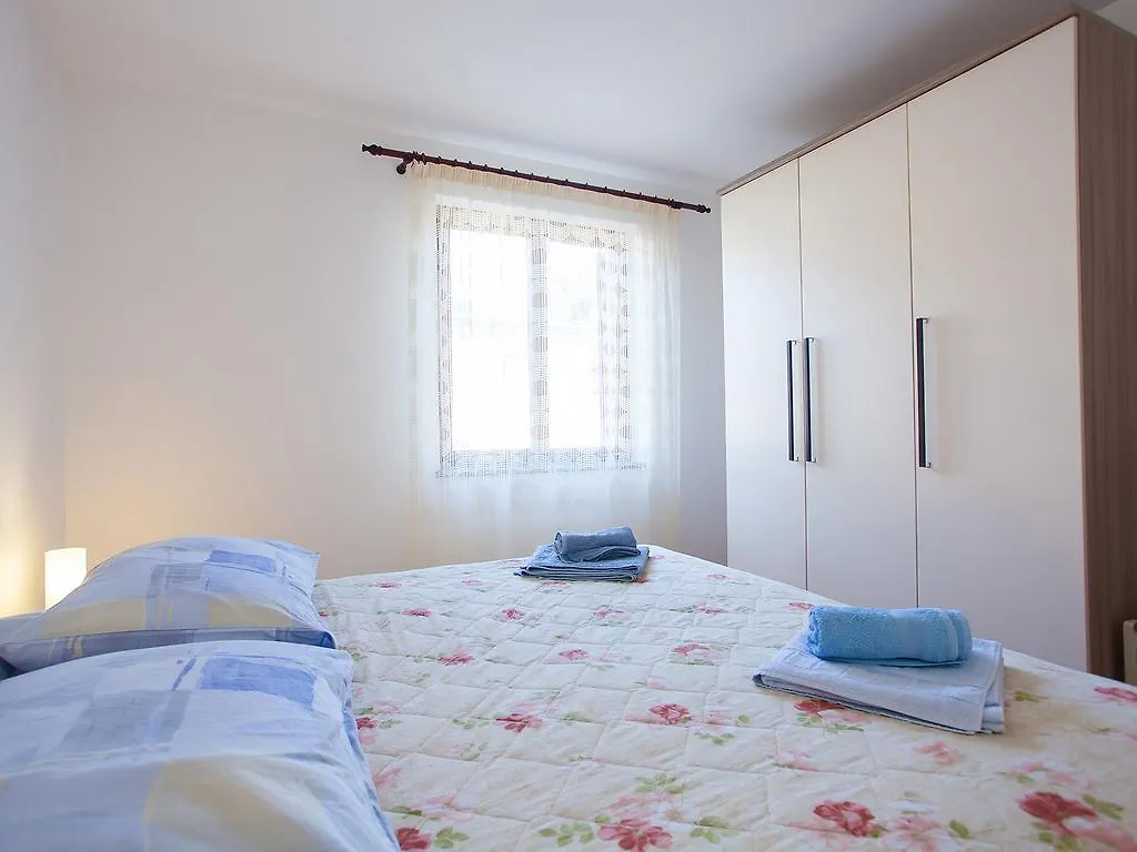 Apartment Nenad Porec