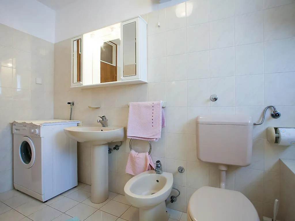 Apartment Nenad Porec 0*,